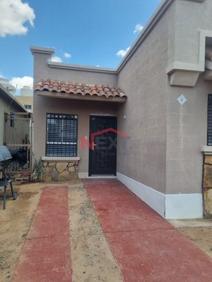 CASA EN RENTA EN CALIFORNIA RESIDENCIAL - Photo 1