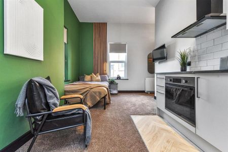 Studio to rent - Photo 2