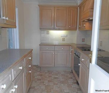 3 bedroom property to rent in Woodbridge - Photo 4