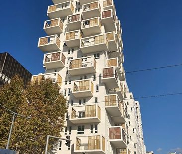 APPARTEMENT STUDIO 13003 DOCK JOLIETTE, - Photo 2