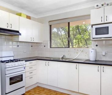 SPACIOUS TWO-BEDROOM APARTMENT! - Photo 3