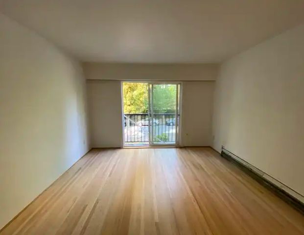 The Pinecone Building In Fairview, Top Floor Studio! | 1636 West 10th Avenue, Vancouver - Photo 1