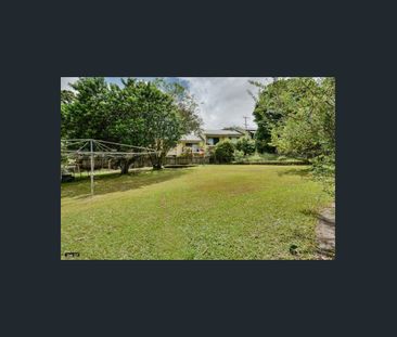 Spacious Nambour Home - Photo 3