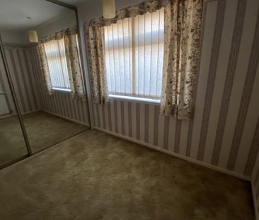 Longacre Close - Photo 3