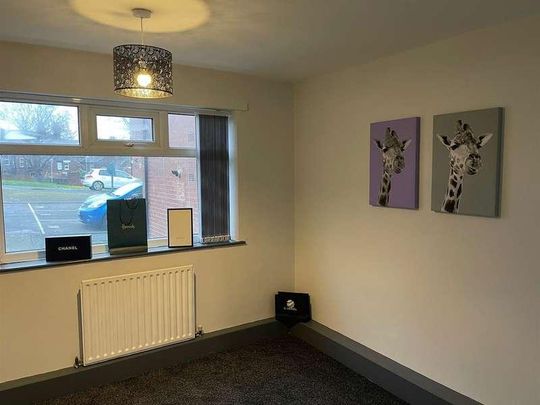 Kendal Bank, Leeds, LS3 - Photo 1