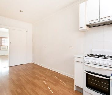 Nice unit in Toorak Gardens - Photo 5