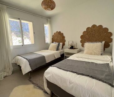 Penthouse in Benahavís - Photo 3