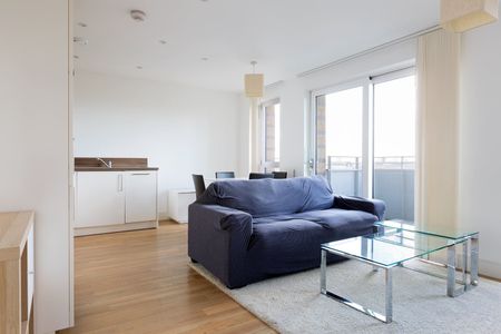 1 Bed Flat, Ivy Point, E3 - Photo 4