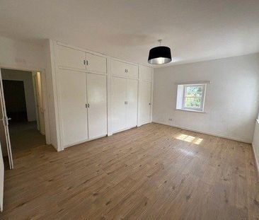 3 bedroom detached house to rent - Photo 2
