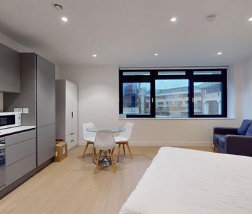 Studio to rent - Photo 5