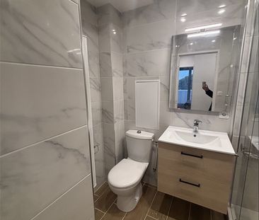 2 pièces - Meublé - 42 m² - 6ème étage - Colocation non autorisée - Photo 5