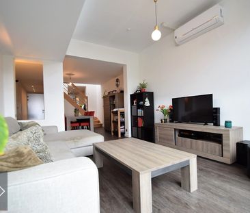 Volledig gerenoveerde woning met 3 slpks en leuke tuin! - Photo 2