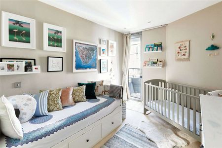 Eastfields Avenue, London, SW18 1LP - Photo 5