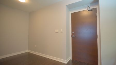 For Lease - 21 Iceboat Terrace Unit# 323, Toronto, Ontario - Photo 4