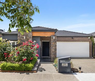 Modern and dual living zones! - Photo 5