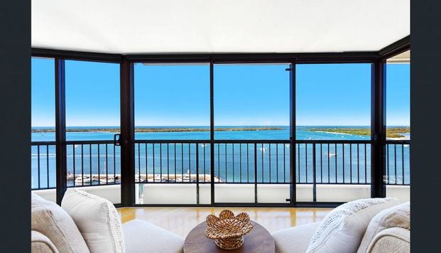 EXCLUSIVE BROADWATER SKY HOME WITH SPECTACULAR WATER & SURFERS SKYLINE VIEWS - Photo 1