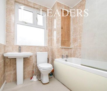 2 bedroom detached house to rent - Photo 4