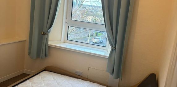 1 Bed Flat, Grampian Place, AB11 - Photo 2