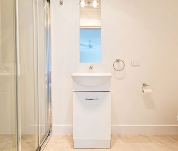 Neat & Tidy 2 Bedroom Apartment - Photo 5