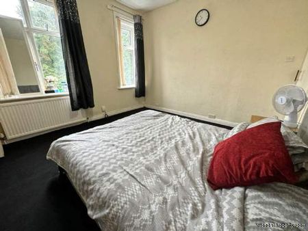 2 bedroom property to rent in Oldham - Photo 5