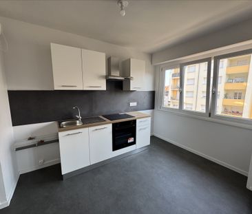 Location Appartement 2 pièces 45m² - Photo 3