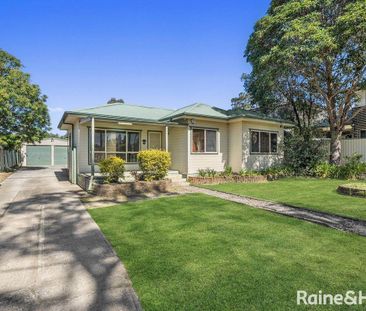 Beautiful Family Home with Great Location - Photo 6