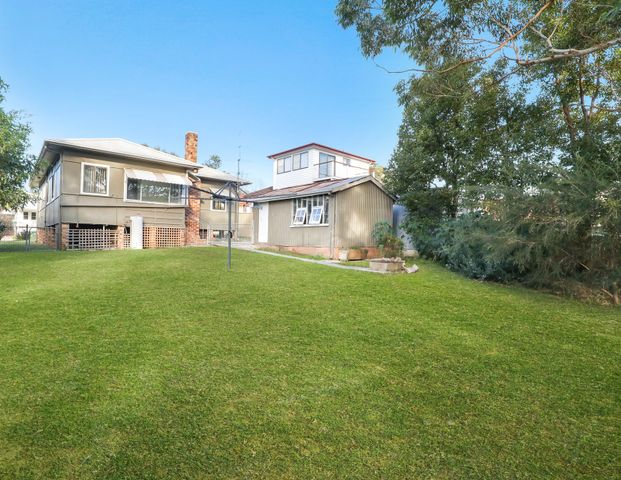 42 Hamilton Street, Fairy Meadow NSW 2519, Fairy Meadow - Photo 1