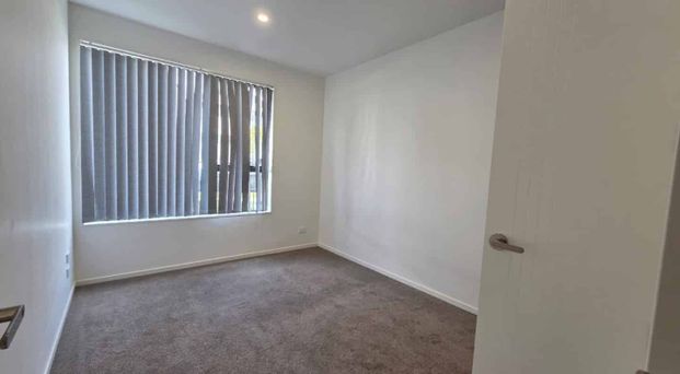 Modern 2-Bedroom Granny Flat in Flat Bush – $550/wk - Photo 1