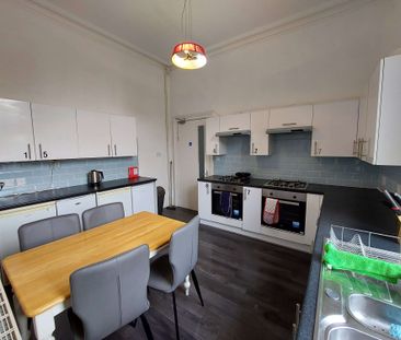Beautiful & friendly shared house overlooking Granville Square - Photo 3