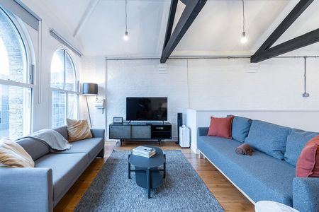 Farringdon Road - Photo 4