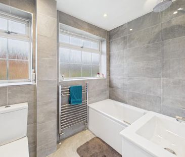 3 bedroom terraced house to rent - Photo 1
