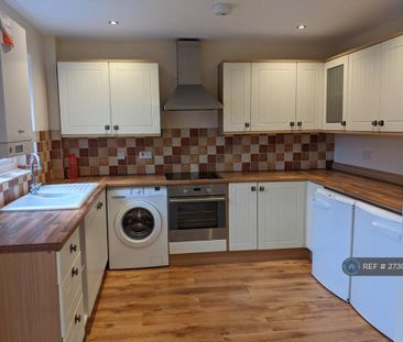 3 bedroom terraced house to rent - Photo 5