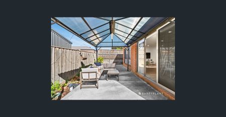 Neat and Complete - Photo 5