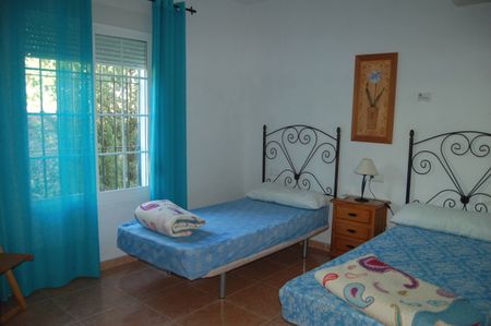 DETACHED VILLA FOR WINTER RENT SITUATED IN THE FRIGILIANA COUNTRYSIDE - Photo 4
