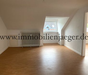 Zentrales Garstedt zw. Meyers-Mühle und EKZ Herold-Center - Dachwoh... - Photo 1