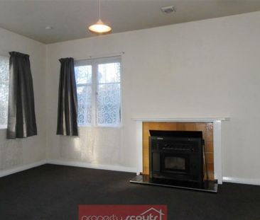 3 bedroom in Woolston - Photo 1