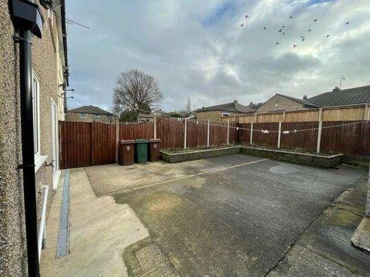 Flockton Close, Bradford, BD4 - Photo 1