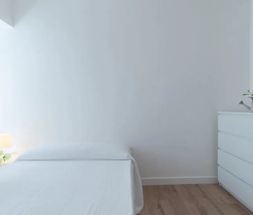 Calle de Talavera, Madrid, Community of Madrid 28016 - Photo 3