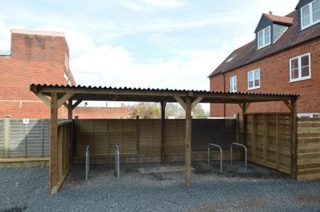 2 bedroom apartment to rent - Photo 3