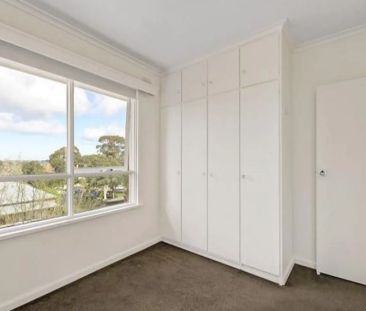 Unit 15/2 Brook Street, Hawthorn. - Photo 5