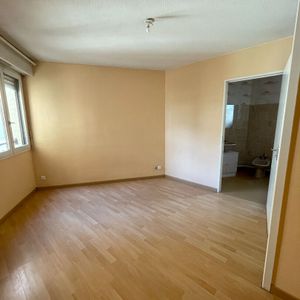 Location Appartement 2 pièces 52m² - Photo 3
