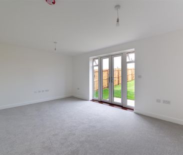 3 bed semi-detached house to rent in Bramble Way, Great Park, NE13 - Photo 4