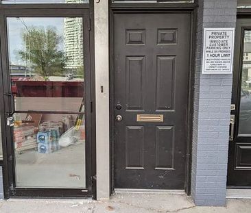 For Lease - 3828 A Bloor Street, Toronto, Ontario - Photo 6