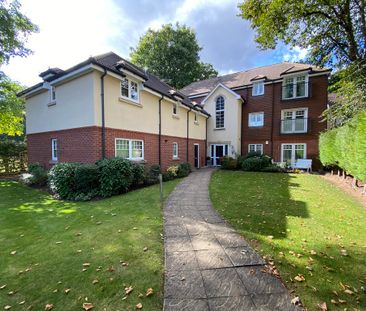 Oak Court, Bucknell Close - Photo 2