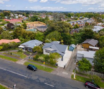 Newly-Renovated Charming 3-Bedroom Villa in New Lynn - Pets Negotia... - Photo 6