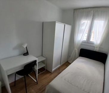 Calle Besolla, Madrid, Community of Madrid 28025 - Photo 6