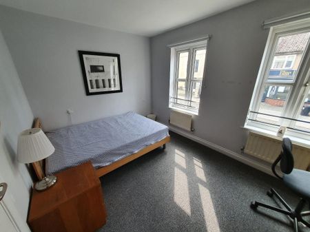 Pendennis Park, Staple Hill, Bristol - Photo 3