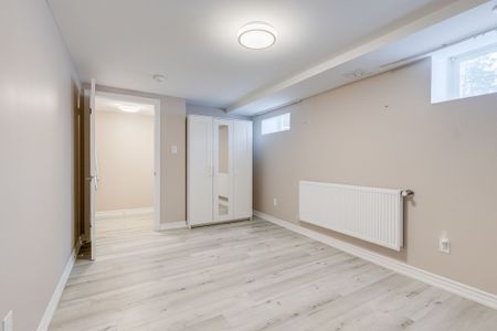 For Lease - 49 Arlington Boulevard, Kitchener, Ontario - Photo 3