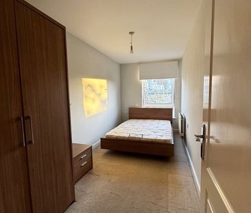 2 Bed Flat, Tarves Way, SE10 - Photo 4
