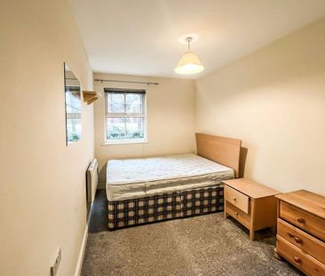 2 bedroom flat to rent - Photo 6